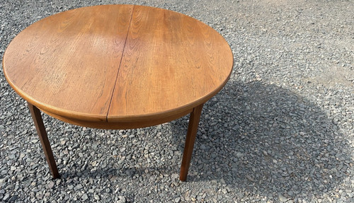 Round extending teak dining - round,